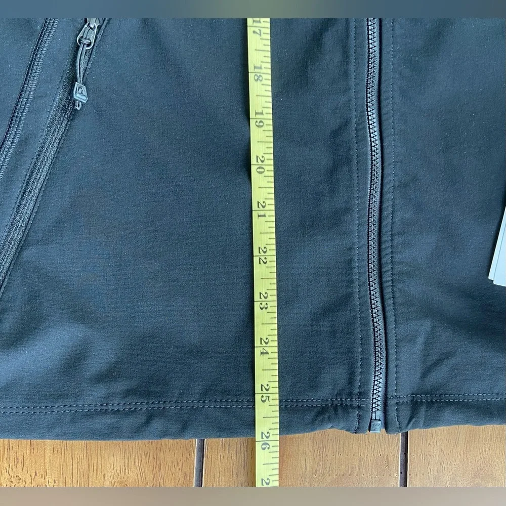 New Eddie Bauer Full Zip. - Picture 5 of 7